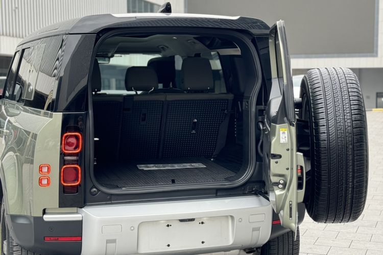 Used Land Rover Defender 2020 110 P400 HSE