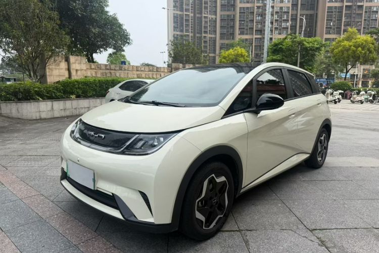 Used BYD Dolphin 2021 405 km Fashion Edition