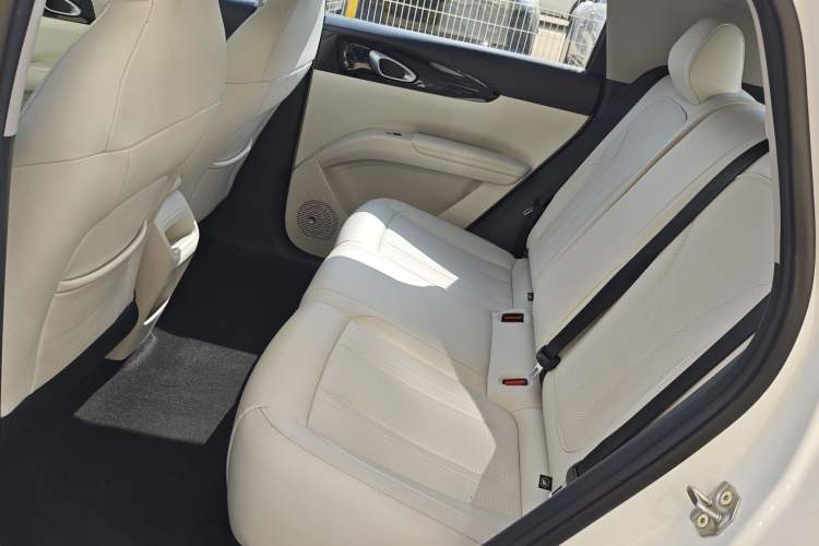 Used Geely Galaxy Geome 2025 410 km Free Version Interior 7