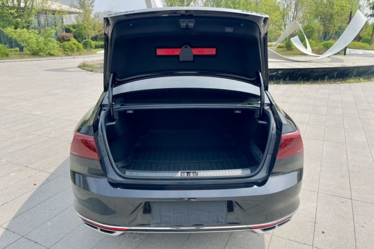 Used Volkswagen Magotan 2023 2 Million Units Commemorative Edition 330TSI DSG Luxury Version Interior 9