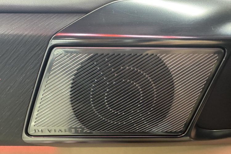 Used Formula Leopard 8 2025 Smart & Brave Flagship Edition 7 Seats