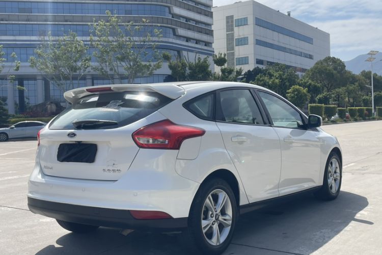 Used Ford Focus 2018 Hatchback Classic 1.6L Automatic Comfort Plus SmartDrive Edition