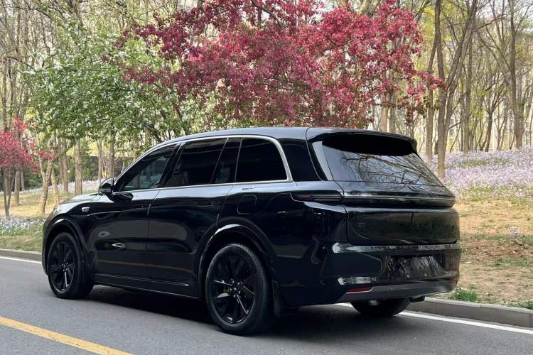 Used Li Auto L8 2023 Max model
