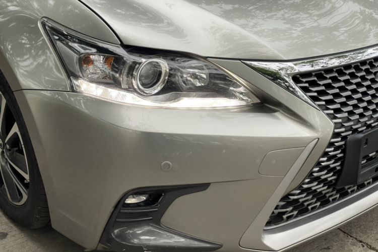 Used Lexus CT 2017 CT200h Comfort Edition Monochrome China V Standard Exterior 2