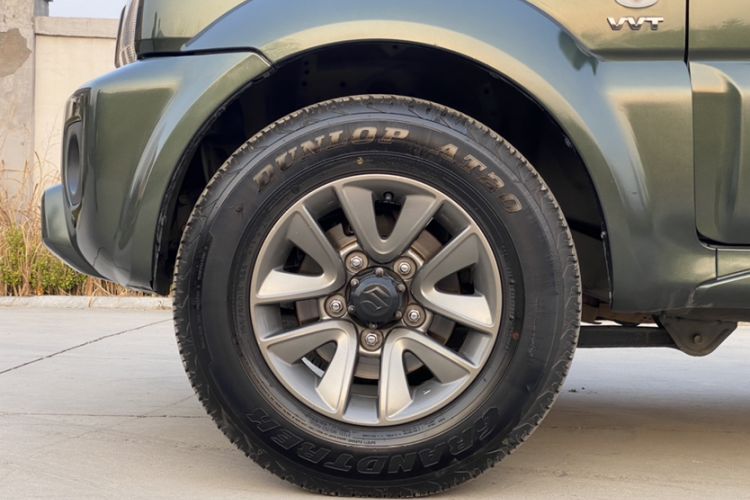 Used Suzuki Jimny 2015 1.3 AT JLX
