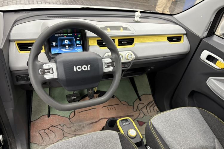 Used Chery QQ Ice Cream 2022 120km Conical Shape Lithium Iron Phosphate
