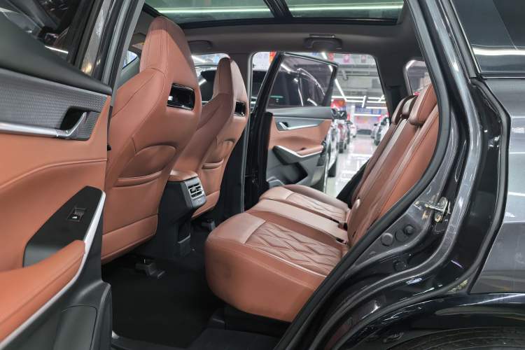 Used CHANGAN CS75 PLUS 2023 3rd Generation 1.5T Automatic Prestige Model