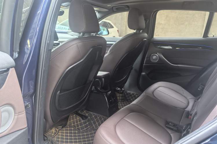 Used BMW X2 2021 sDrive25i Leading Model M Off-Road Package Interior 3