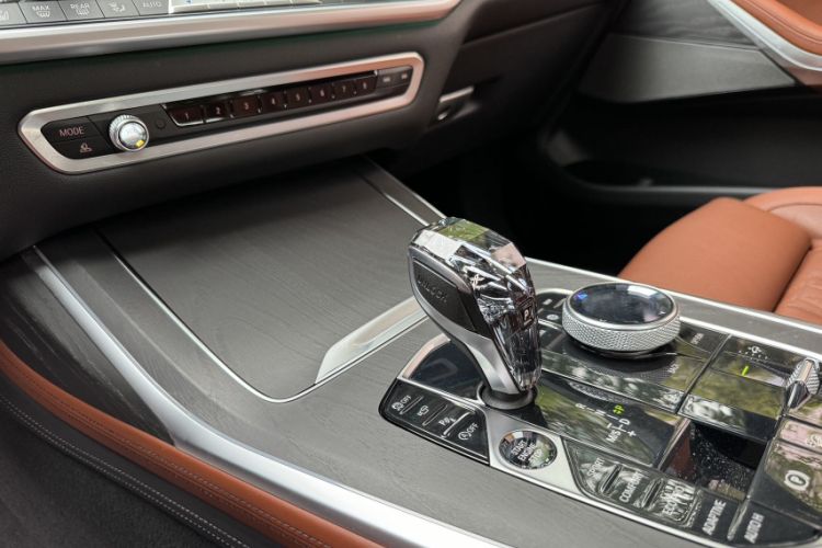 Used BMW X7 2020 xDrive40i Luxury M Sport Package