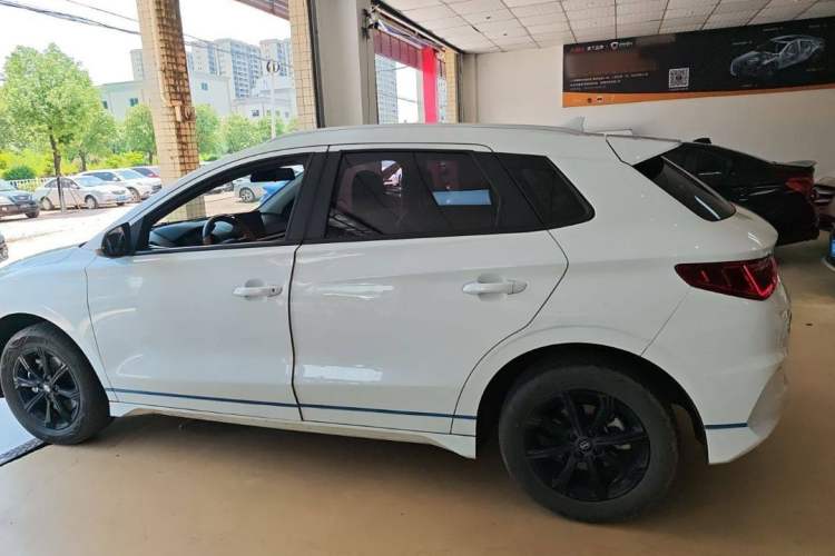 Used BYD e2 2021 Luxury Model Exterior 3