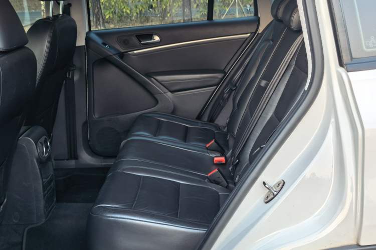 Used Volkswagen Tiguan L 2015 1.8TSI Automatic Two-Wheel Drive Comfort Edition
