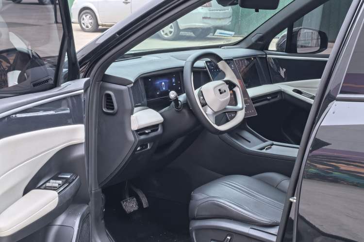 Used Geely Galaxy L7 2023 1.5T 115 km PLUS
