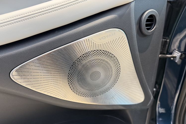 Used VOYAH Dream 2025 PHEV Four-Wheel-Drive Flagship Kunpeng Edition Interior 7