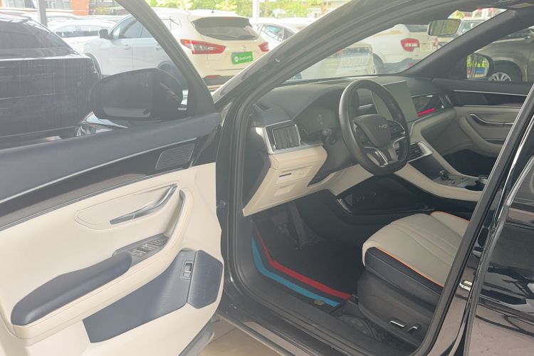 Used BYD Song PLUS New Energy 2023 Champion Edition DM-i 110KM Flagship PLUS
