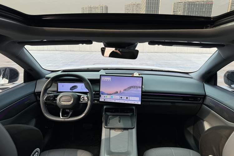 Used Lynk & Co 07 2024 EM-P 126 Long-Range Ultra