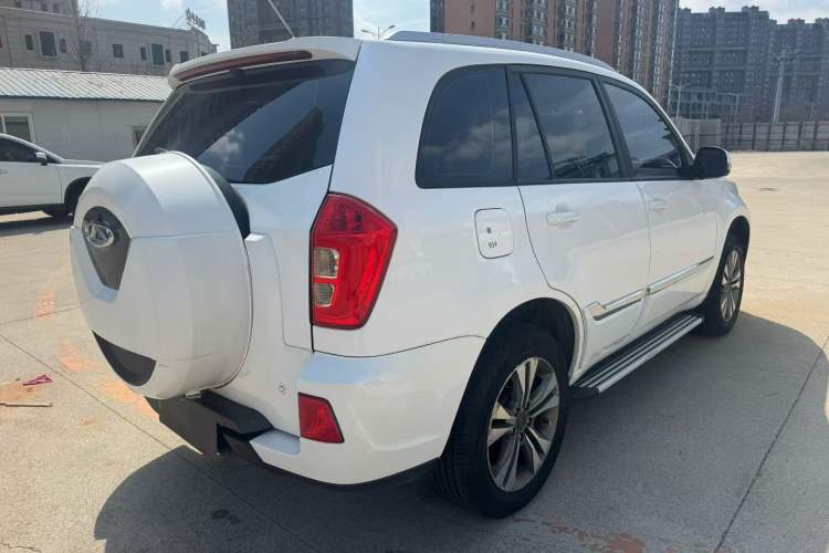 Used Chery Tiggo 3 2015 1.6L Manual Zhishang Sport Edition Exterior 4