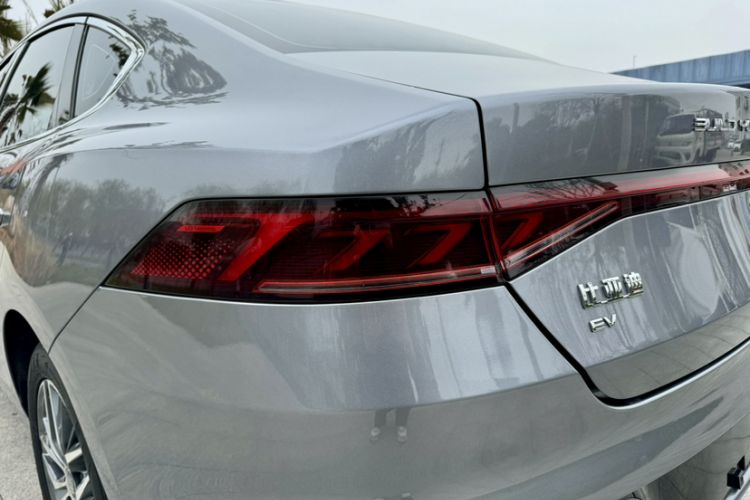 Used BYD Qin PLUS 2021 EV 500KM Luxury Model
