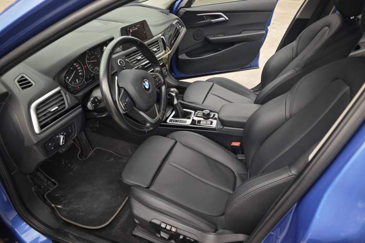 Used BMW 1 Series 2017 118i Sport Edition Interior 2