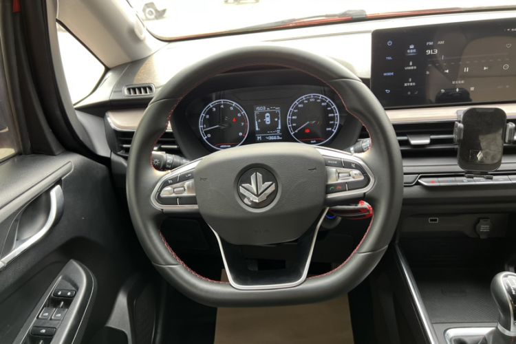 Used Livan X3 PRO 2022 1.5L Manual Little Cutie