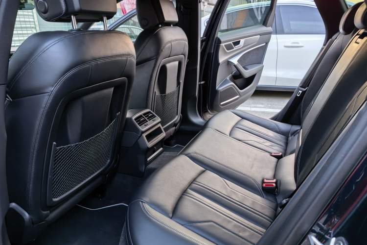 Used Audi A6 (Import) 2022 allroad quattro Explorer 55 TFSI Prestige Off-Road Model