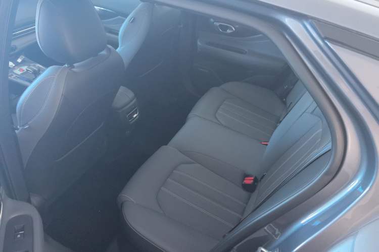 Used GAC Trumpchi EMPOW 2024 270T DCT Yingbao S Edition