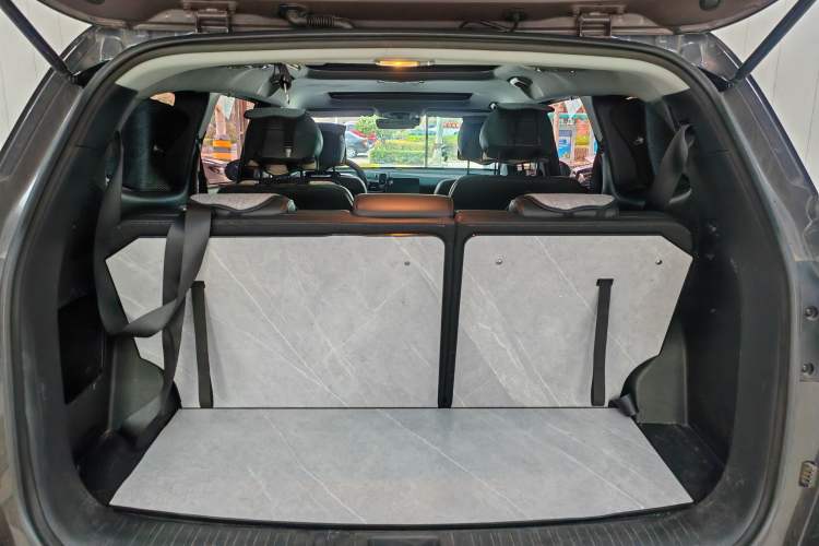 Used Hyundai Custo 2021 270TGDi Prestige LUX Trunk