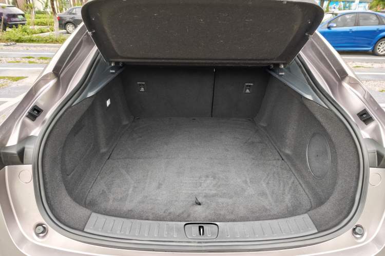 Used CHANGAN NEVO A07 2024 All-Electric "True Fragrance" Edition 710 Flagship Model Trunk