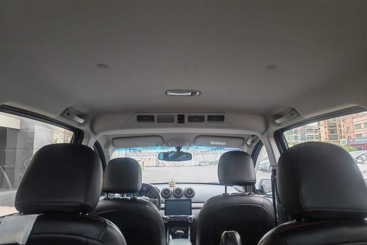 Used Cowin V3 2016 1.5L Automatic SmartConnect II Navigation Edition