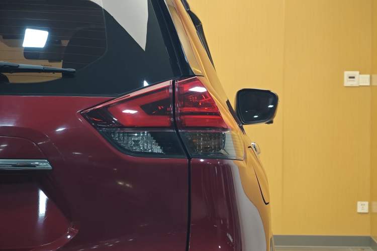 Used Nissan X-Trail 2017 2.0L CVT Comfort Edition 2WD
