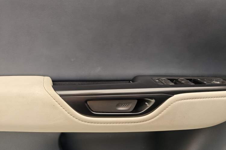 Used Lexus RZ 2023 300e Long-Range Indulgence Edition
