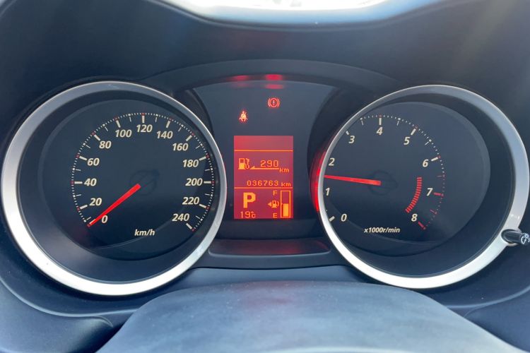 Used Mitsubishi Lancer EX 2016 1.8L CVT Black-and-White Retro Edition