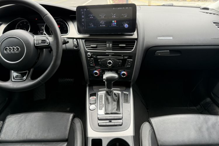 Used Audi A5 2014 Coupe 45 TFSI Interior 10