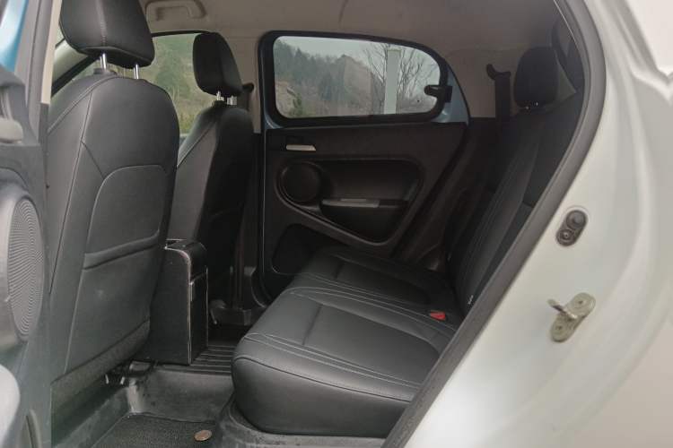 Used ORA Black Cat 2019 351 km Family Edition
