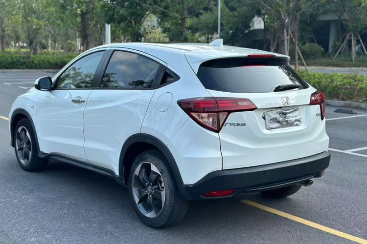 Used Honda Vezel 2017 1.8L CVT Front-Wheel Drive Pioneer Edition

