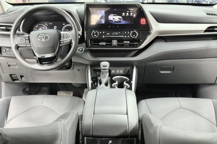 Used Toyota Highlander 2024 2.5L Smart Electric Hybrid Dual-Motor Two-Wheel-Drive Elite Edition 5 Seats Interior 6