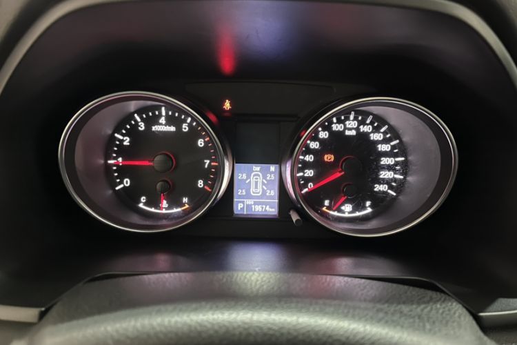 Used Haval M6 2023 PLUS 1.5T DCT Elite Smart Connectivity Model
