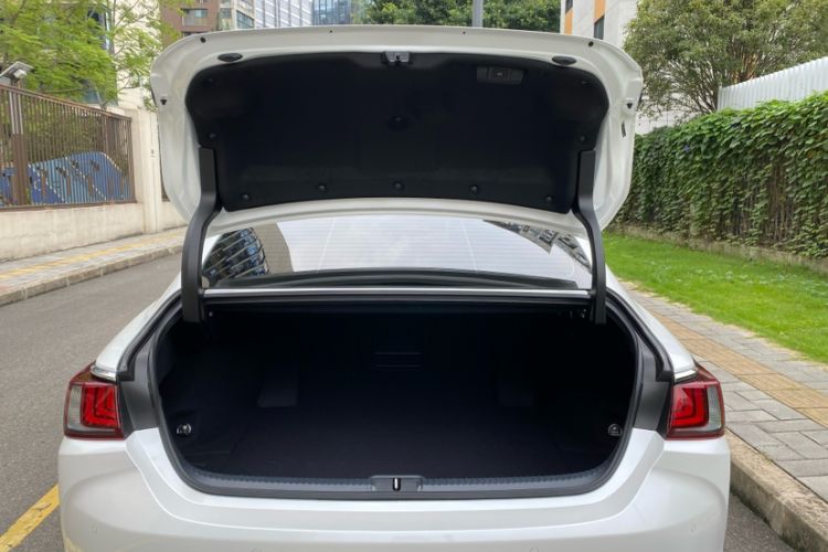 Used Lexus ES 2024 200 Premium Edition