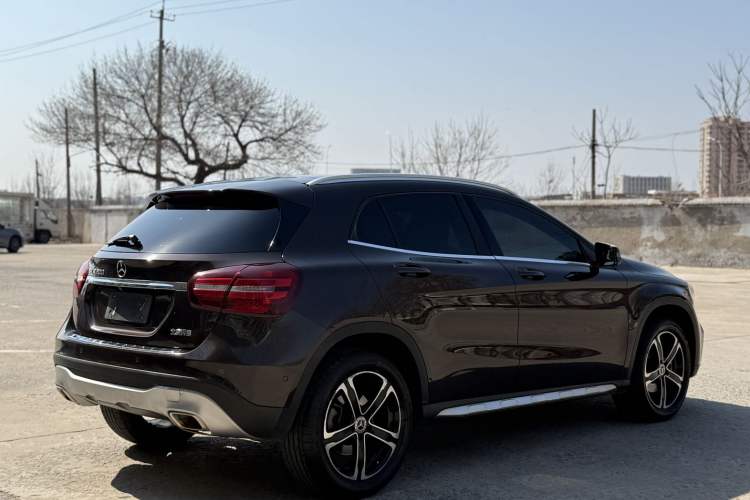 Used Mercedes-Benz GLA 2018 GLA 200 Fashion Model Exterior 3