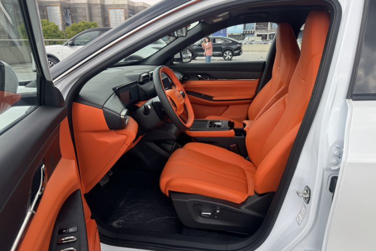 Used Dongfeng Aeolus L7 New Energy 2025 205 Ultra-Long Range Indulgence Version Left Front Seat