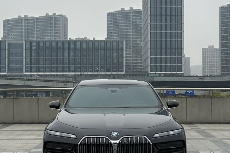 Used BMW 7 Series 2023 Restyled 740Li Luxury Edition M Sport Package