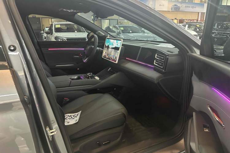 Used BYD Qin L 2024 DM-i 120KM Beyond Model