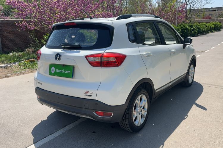 Used CHANGAN CS15 2017 1.5L Automatic Luxury Model with Sunroof
