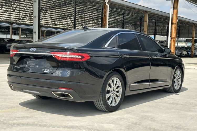 Used Ford Taurus 2019 EcoBoost 245 Comfort Edition Exterior 6