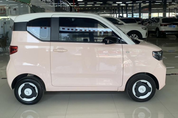 Used Wuling Hongguang MINIEV 2022 Macaron Premium Model – Lithium Iron Phosphate