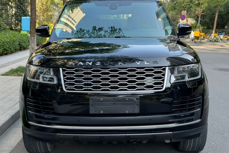 Used Land Rover Range Rover 2018 3.0 SC V6 Vogue Extended-Length Model