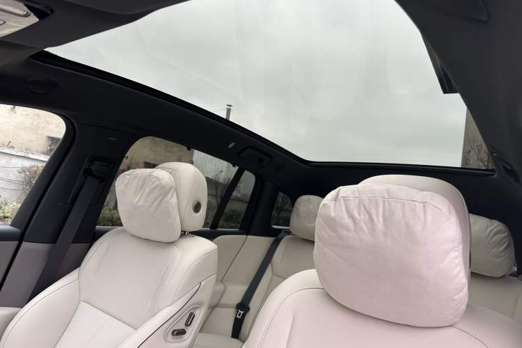 Used Li Auto Li Auto i6 2025 Model Two-Wheel-Drive Standard Type
