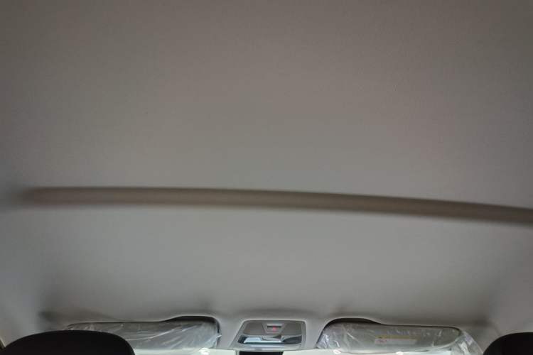 Used Hongqi E-QM5 2025 500km Range Commuter Version