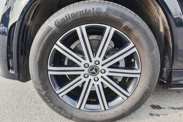 Used Mercedes-Benz GLE Coupe 2020 GLE 350 4MATIC Coupe SUV Luxury Model Exterior 8