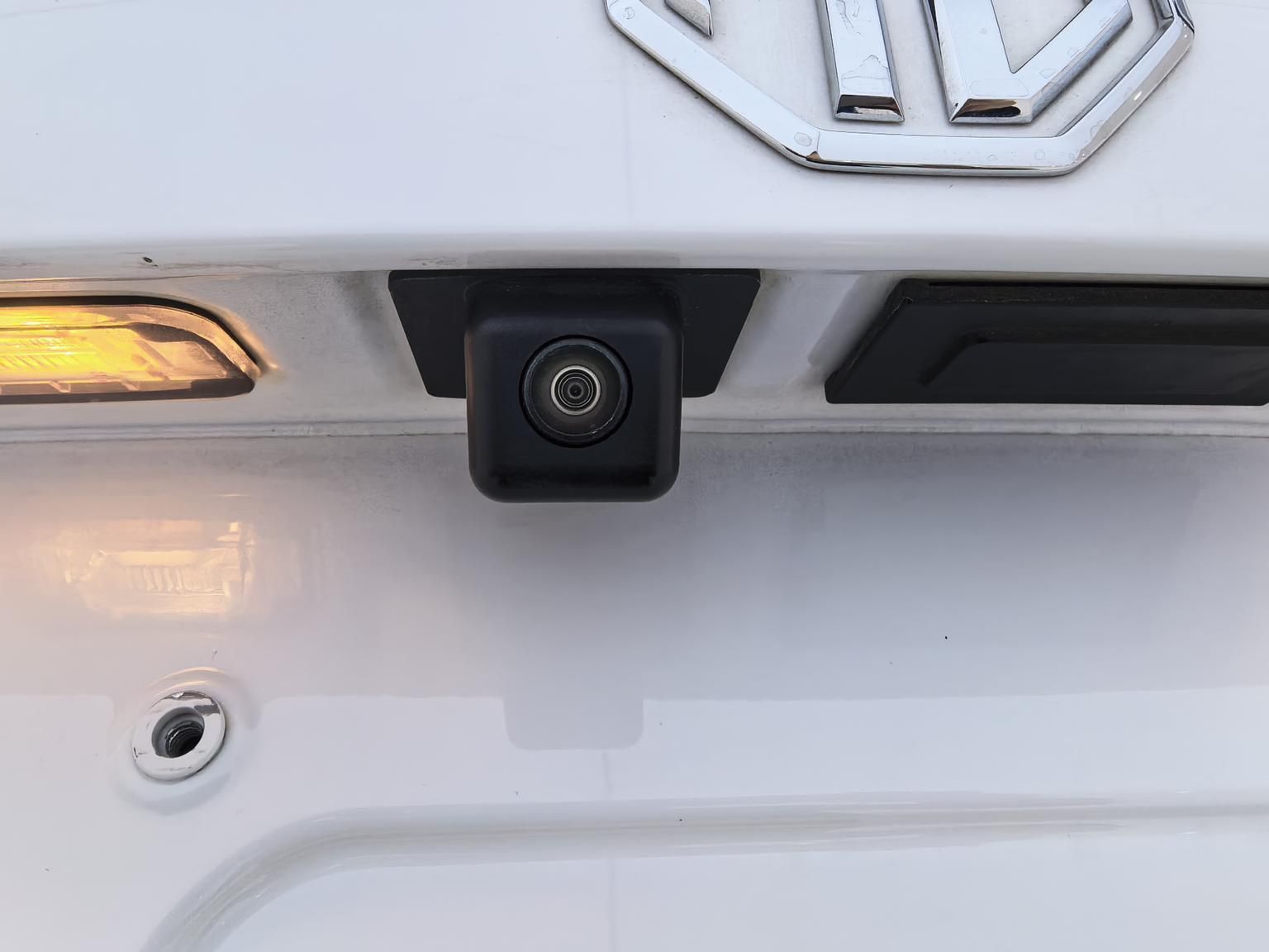 MG 5 Scorpio 2022 1.5T Luxury Edition — снимка 9