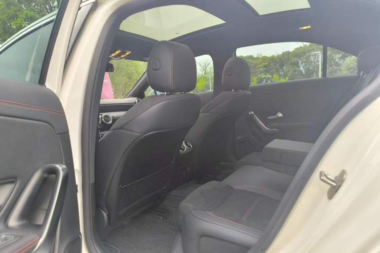 Used Mercedes-Benz A-Class 2024 Updated A 200 L Fashion Version Interior 2